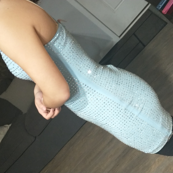 Dress - Picture 6 of 7